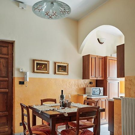 Terrazza Di Alfieri - Alloggio Con Terrazza Privata Nel Centro Di 阿斯蒂 外观 照片